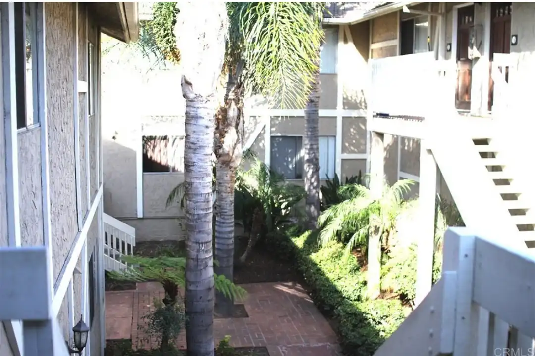 1025 4th Ave unit 12 - View 6