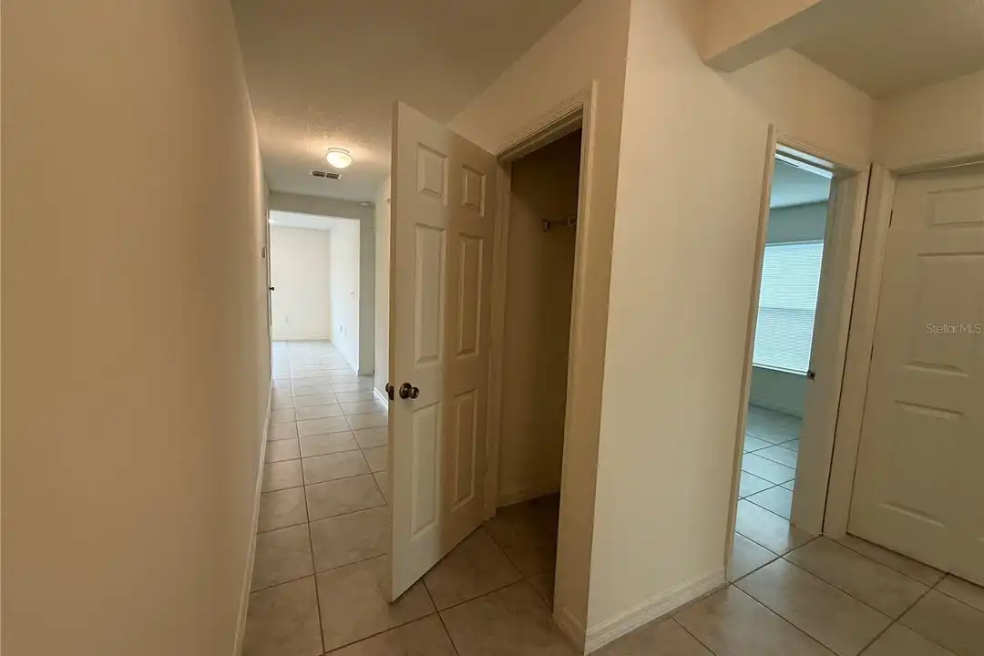 432 Summer Grv Ln - View 6
