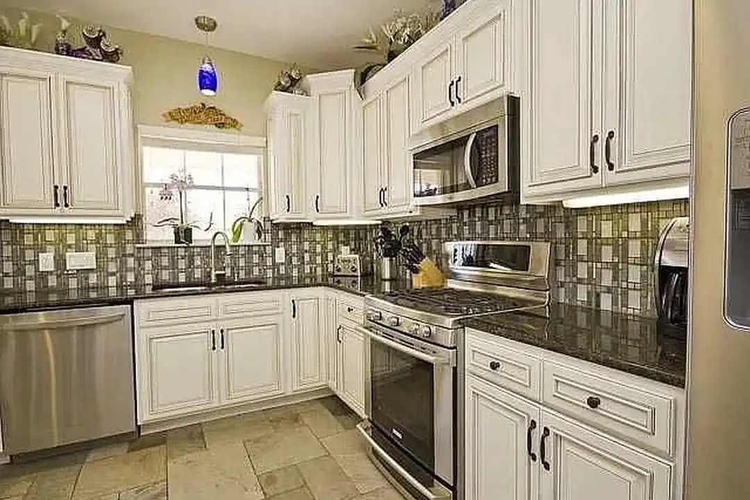 House in Austin - More