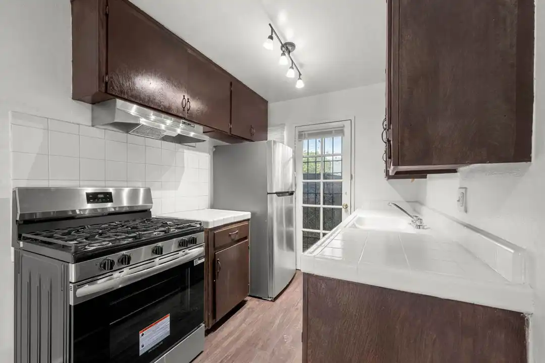 1395 Van Ness Ave