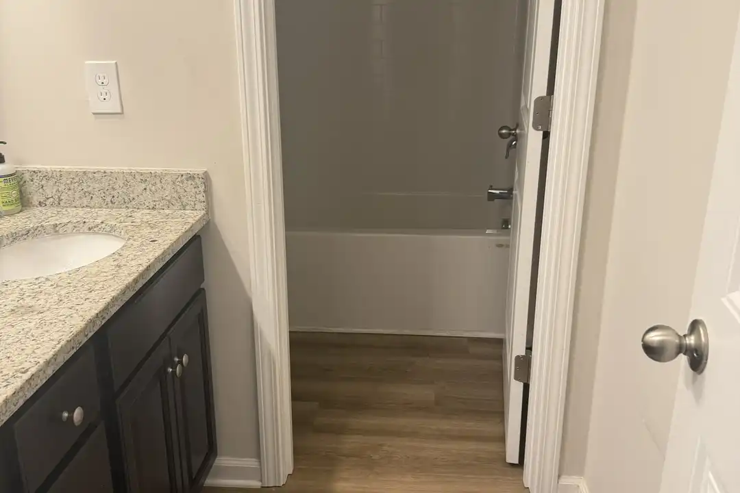 85 Ridge Cir Dr - View 2