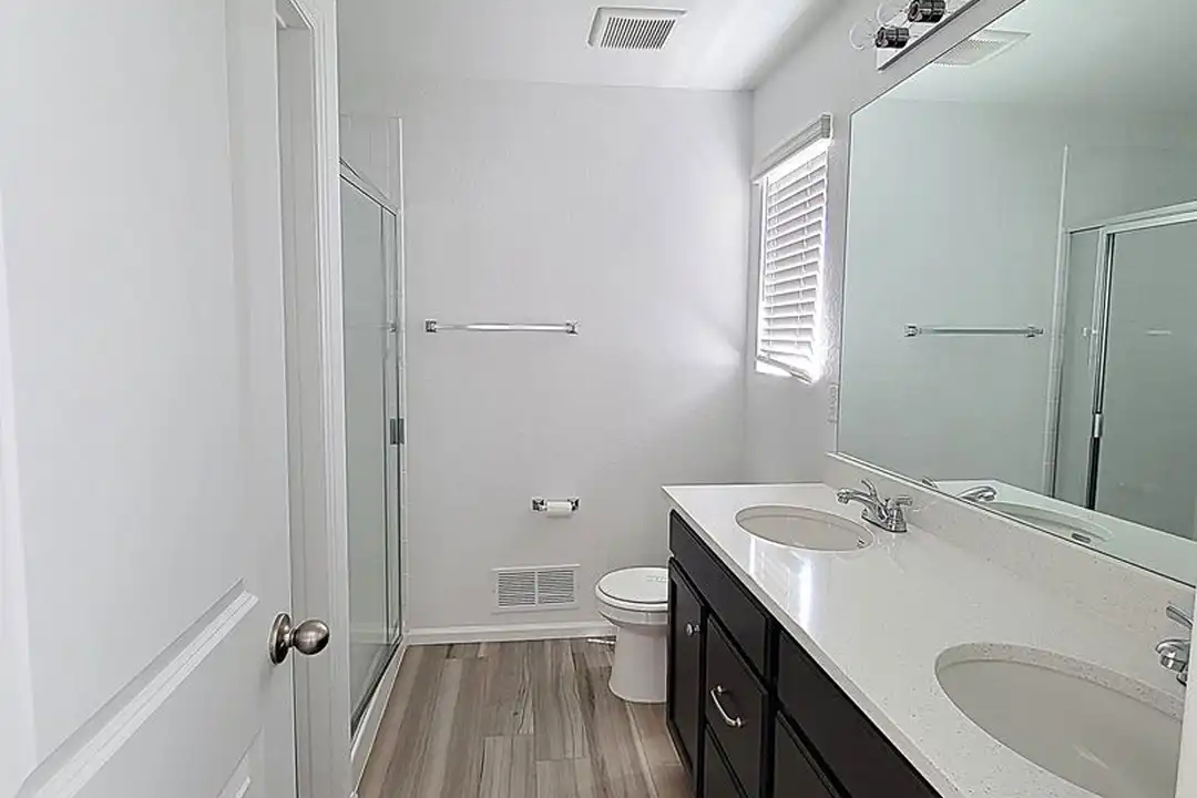 2510 Torino Wy - More