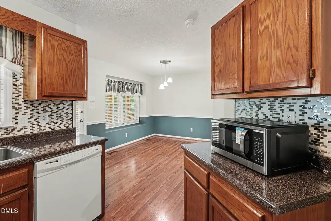 7313 Jacqueline Ln - More