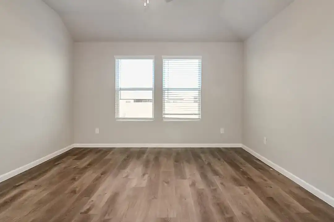 Sara Park Rental Homes – photo 1