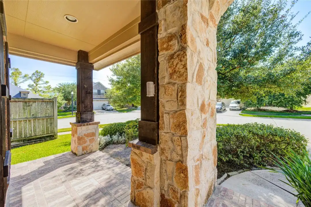 19306 Boulder Bay Ln - View 2