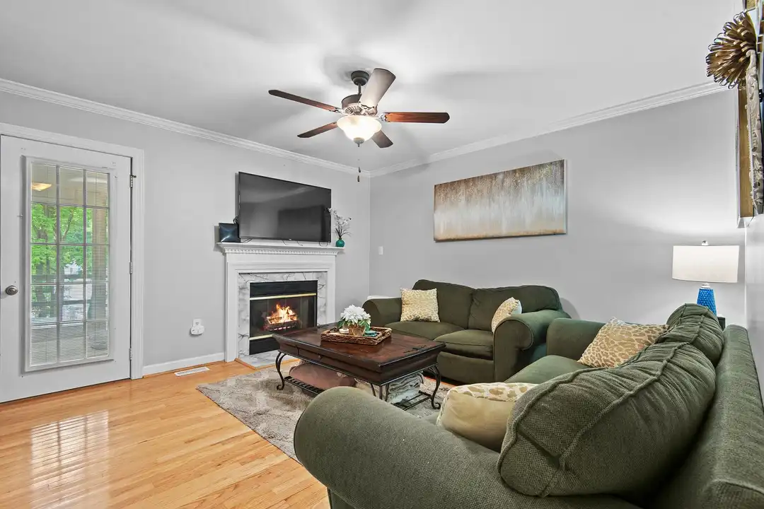 2803 Sterling Park Dr – pohled 3
