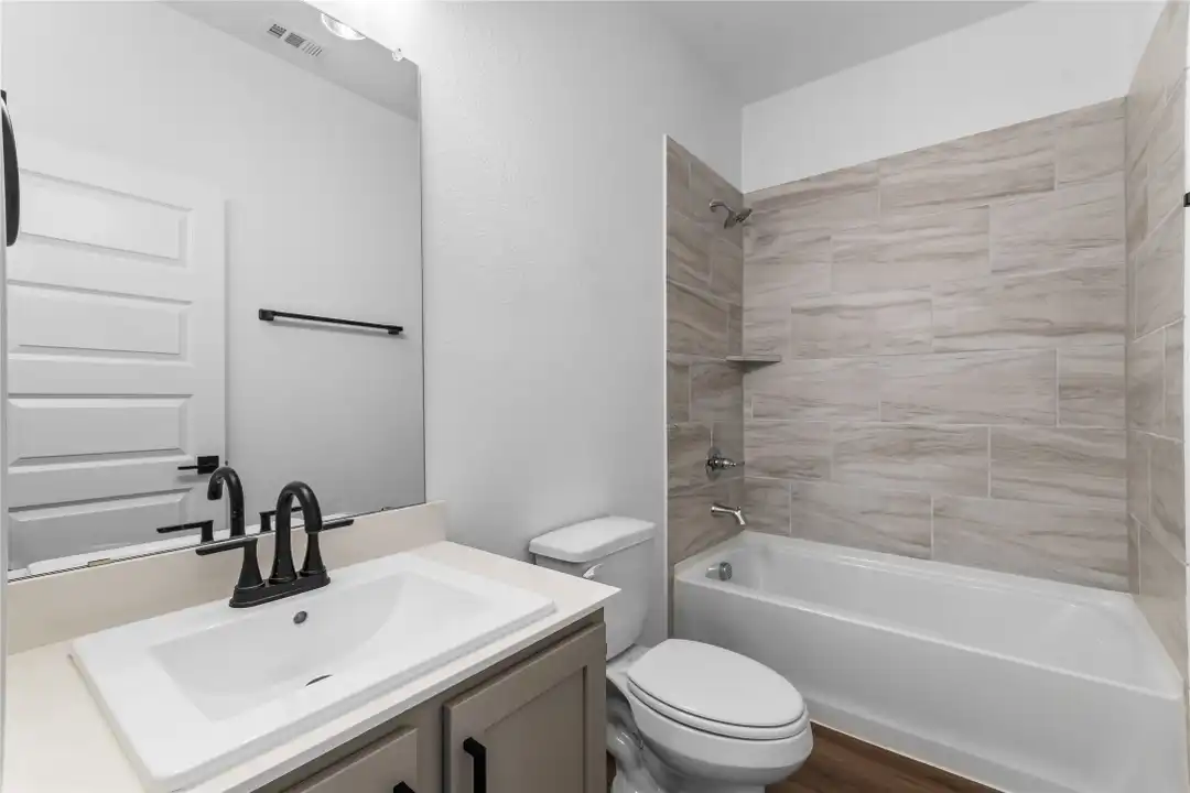 1227 Stockton Trl - View 5