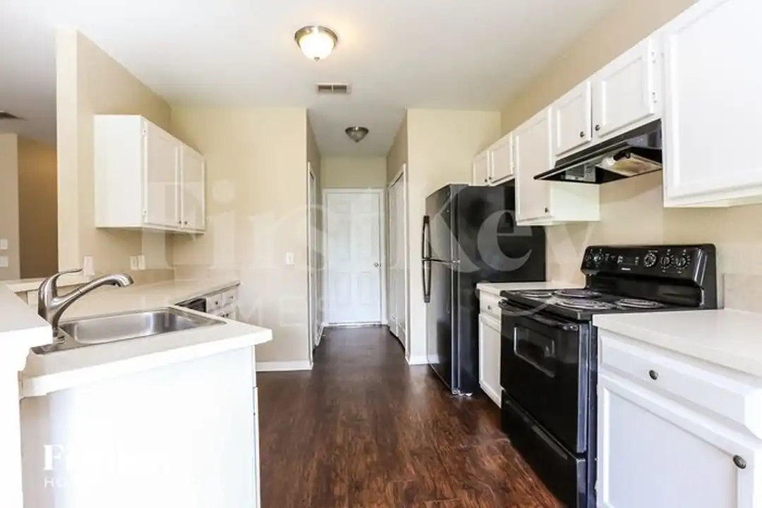 4220 S Cranberry Blvd - View 6