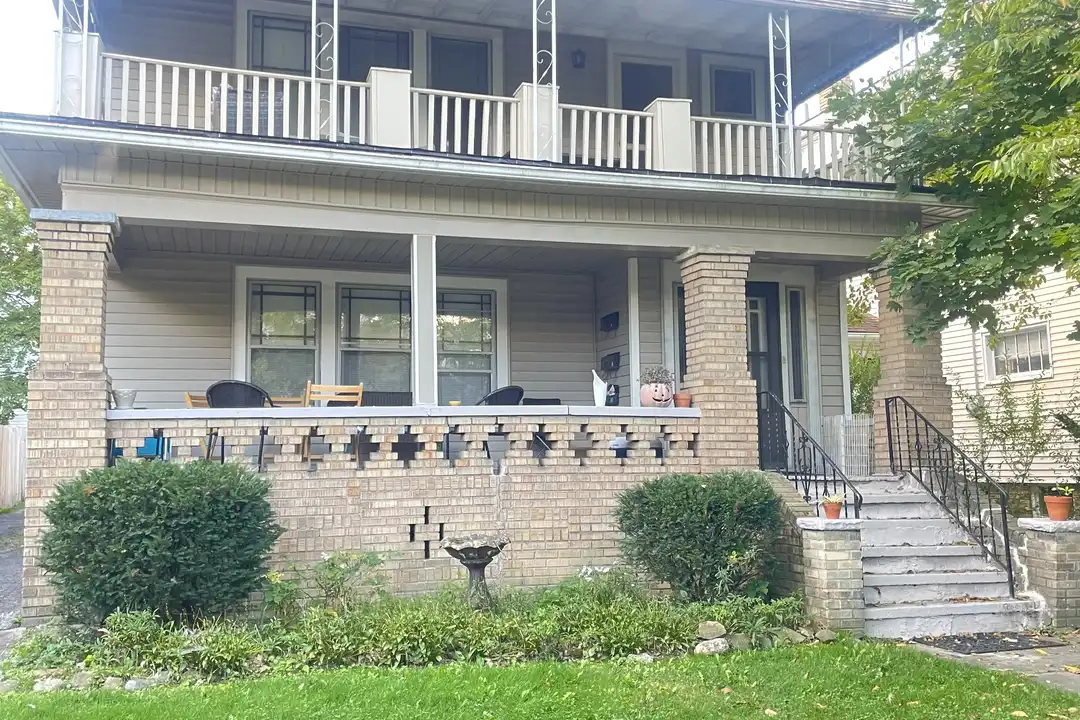 3132 Meadowbrook Blvd unit 3 – photo 1 of 17