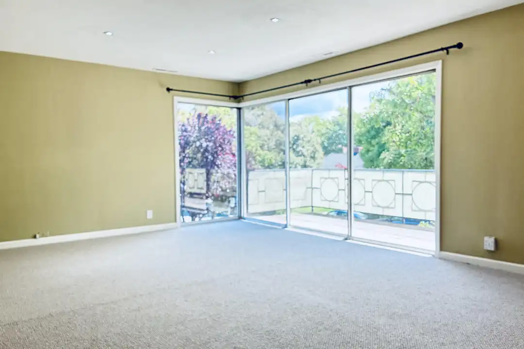 545 Fulton St unit None - View 3