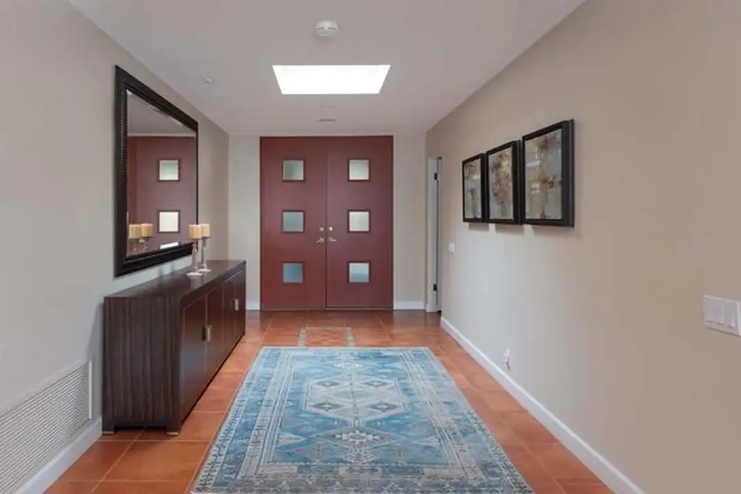 132 Yale Dr - View 6