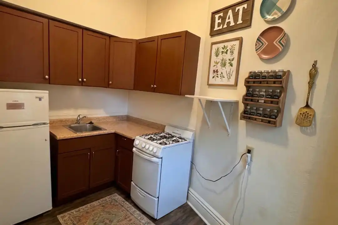 29 Langdon St unit 2 - View 6