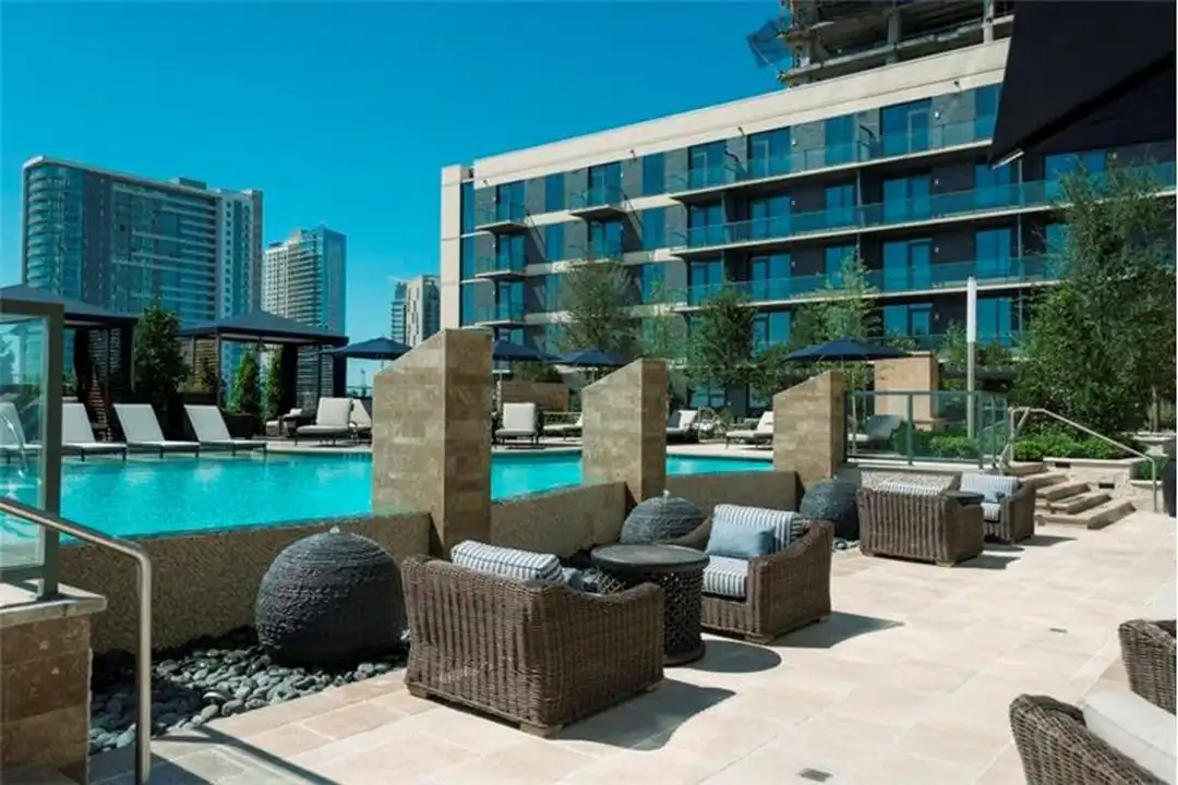 111 San Antonio St unit C6-7 - More