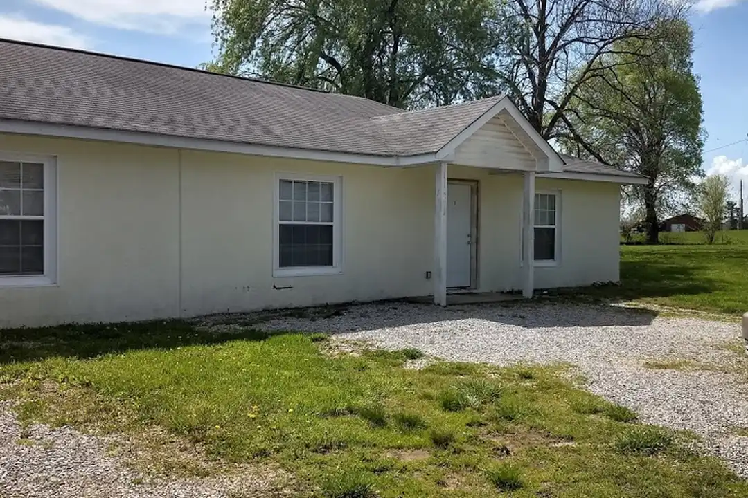 1202 Bowman Loop unit 102 – photo 1 of 20