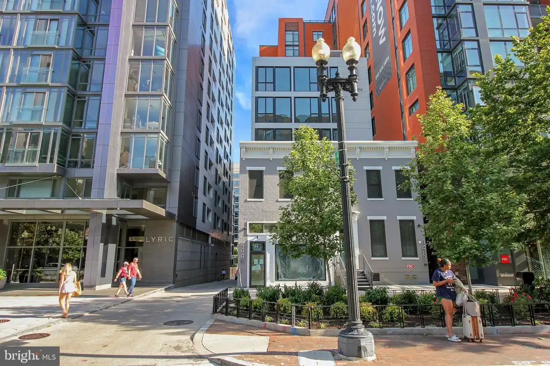 448 K St NW #401 – photo 1