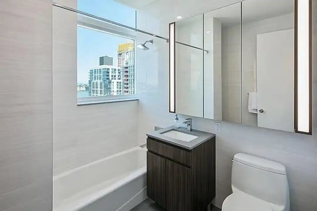 507 W 28th St unit 29D - View 4