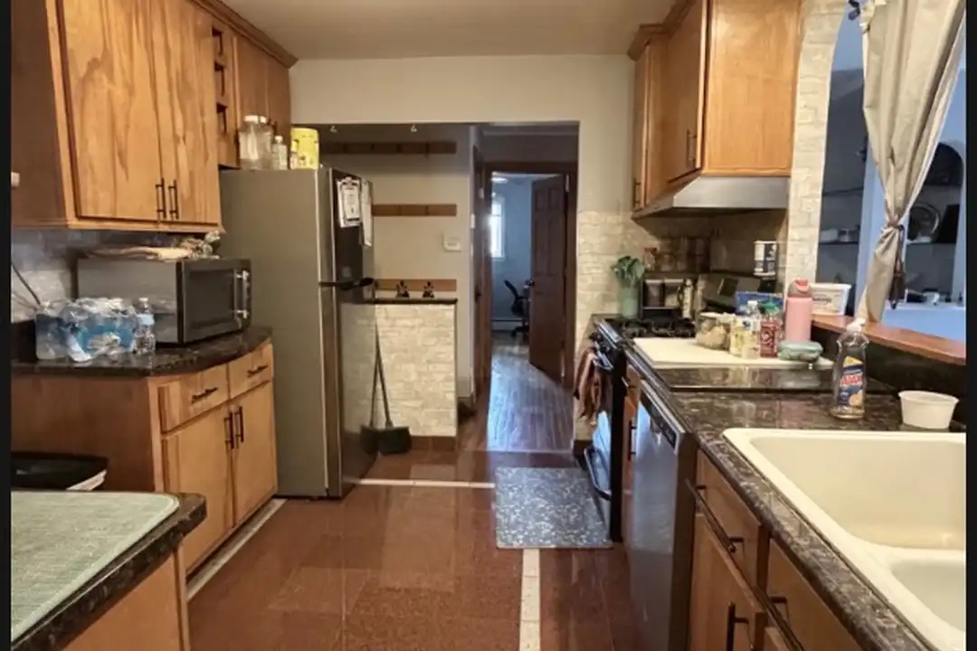 8832 Kenneth Dr unit 2G - View 4