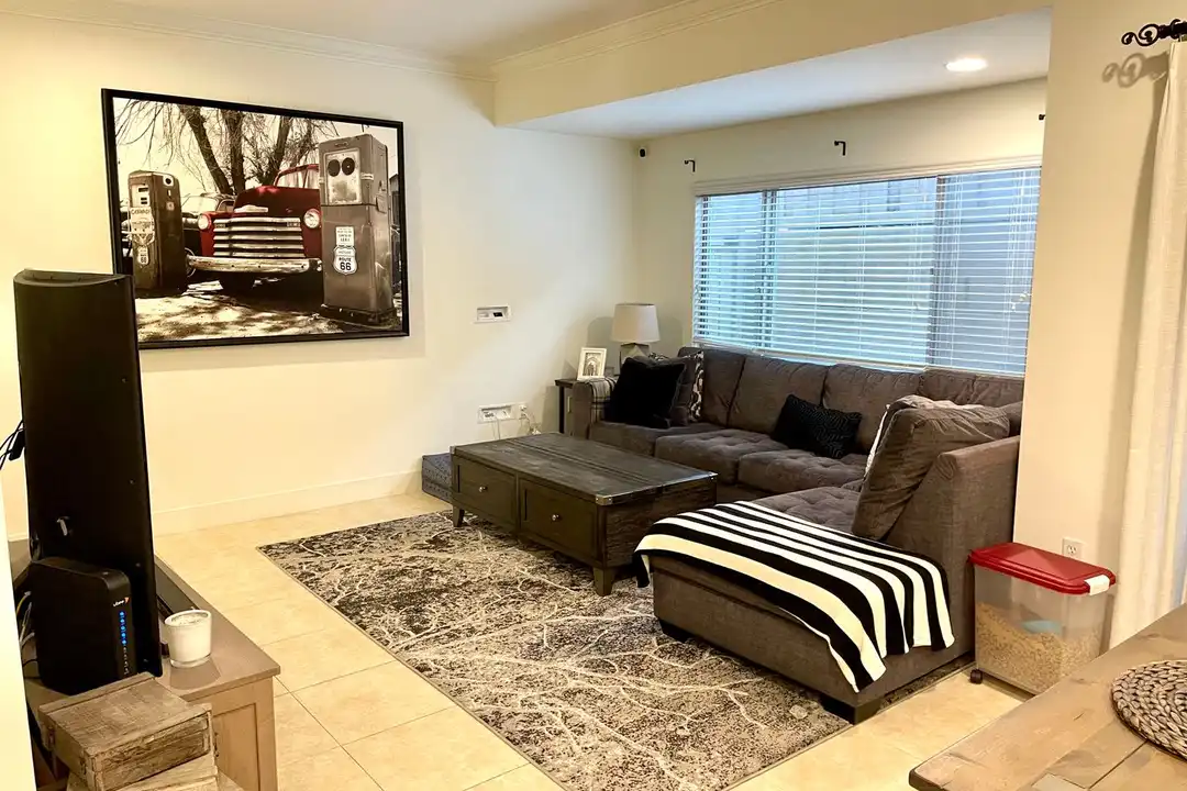20402 Santa Ana Ave unit 9 - View 6