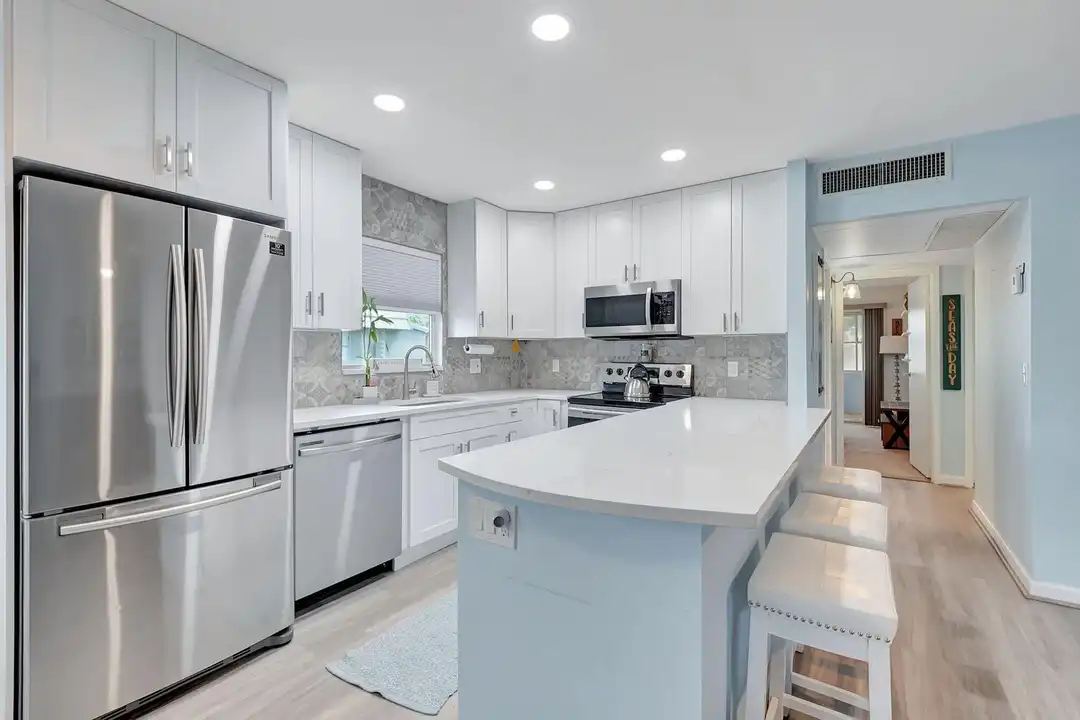 Apartment in Delray Beach - View 2