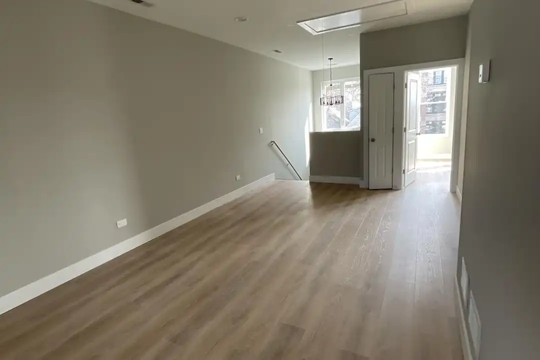 1821 W Haddon Ave unit 1 - View 3