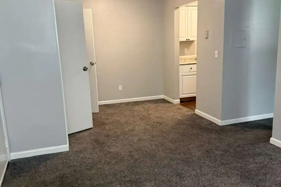 4911 Ash St unit 1 – photo 1