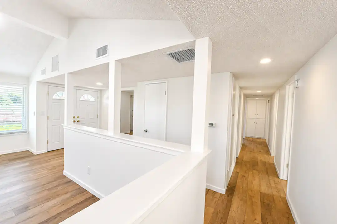 House in Santa Clarita - View 4