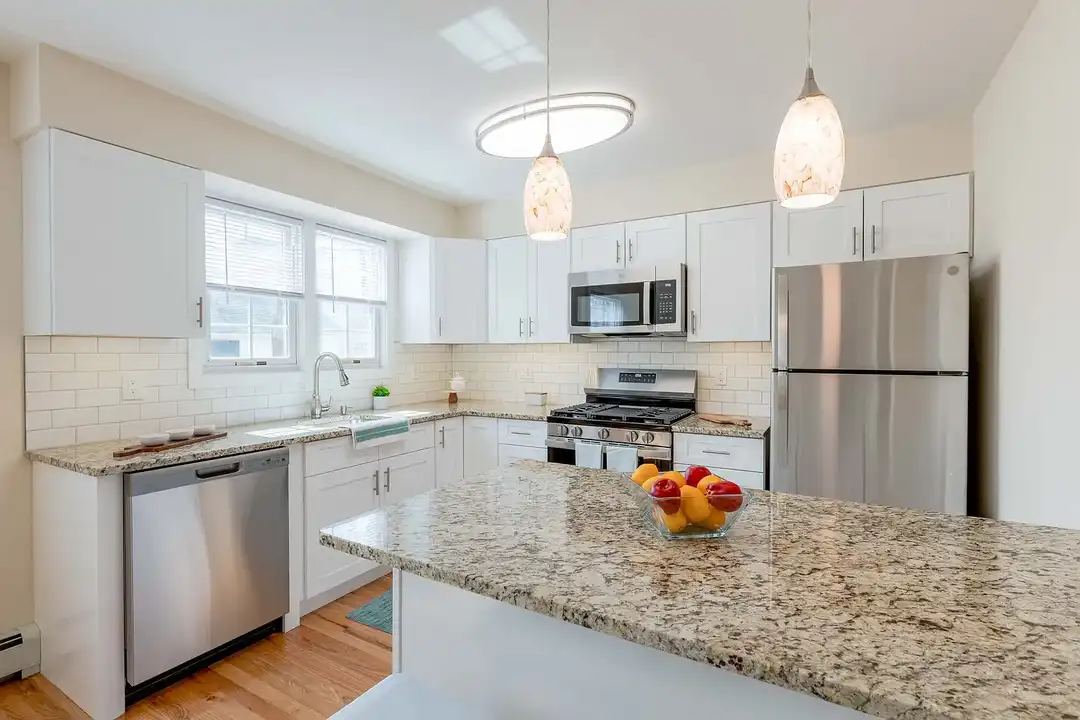 Jackson House Apartments - View 4