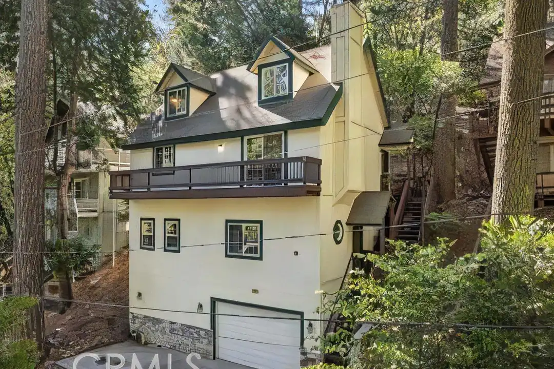 27831 Rainbow Dr – photo 1 of 13