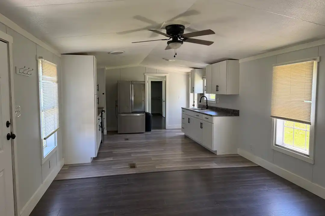 1486 Nadenbousch Ln - View 2