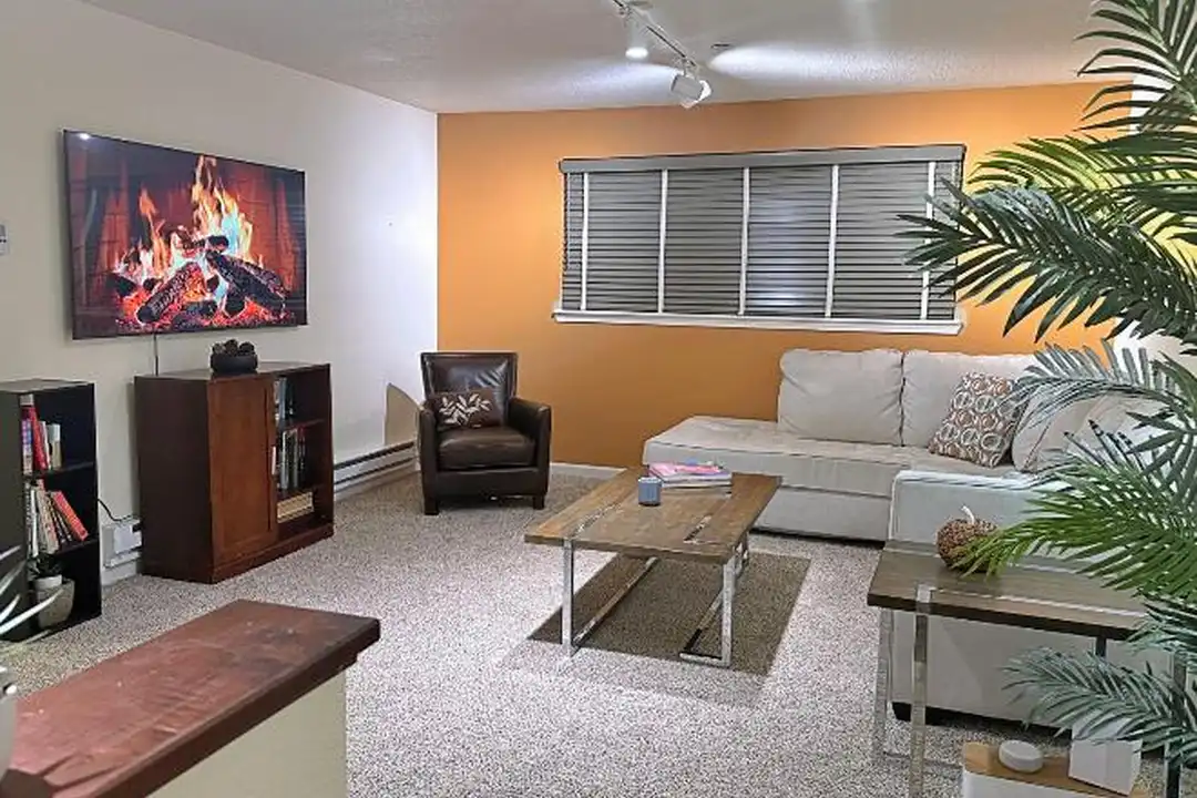 11046 SW Greenburg Rd - Skats 4