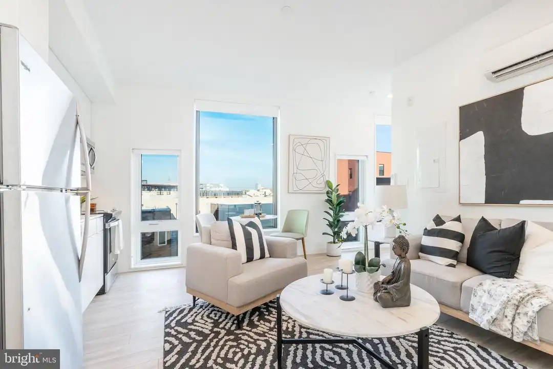 Apartment in Philadelphia - View 3