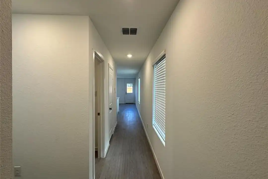 829 Sandhill Crane Ln - View 5