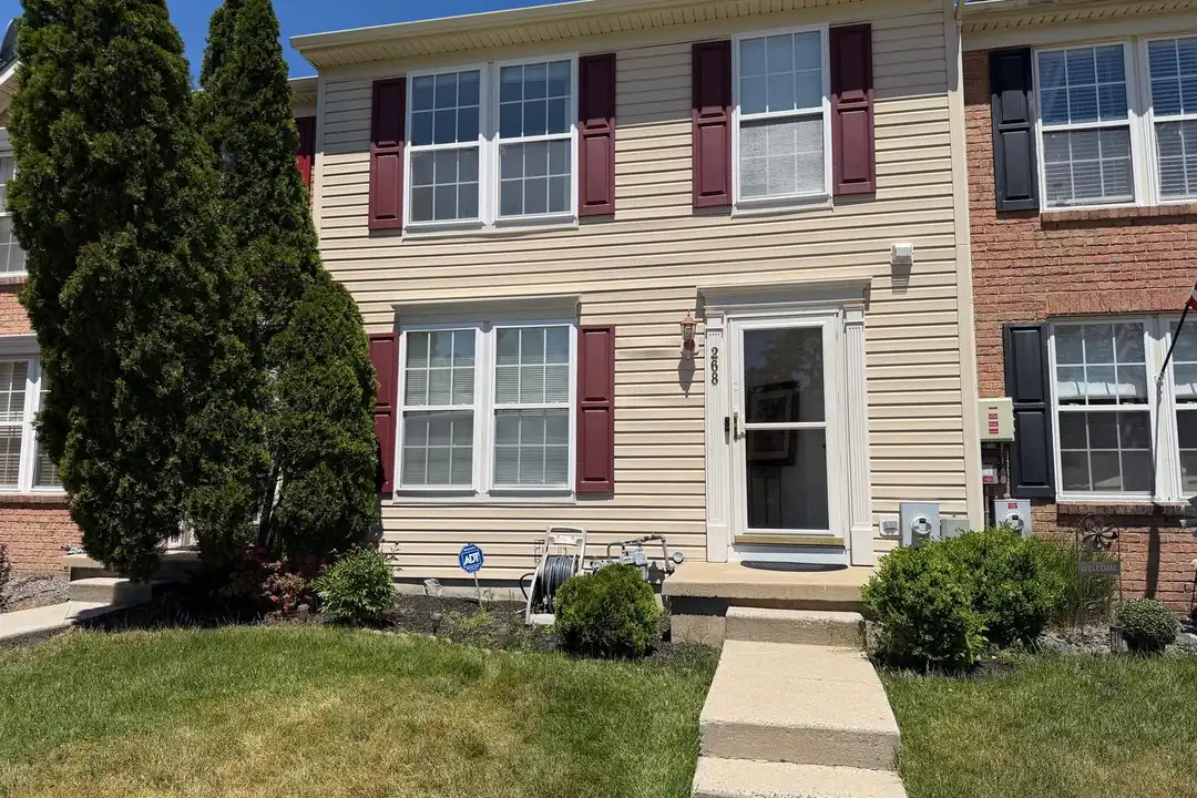 268 Regents Cir – photo 1
