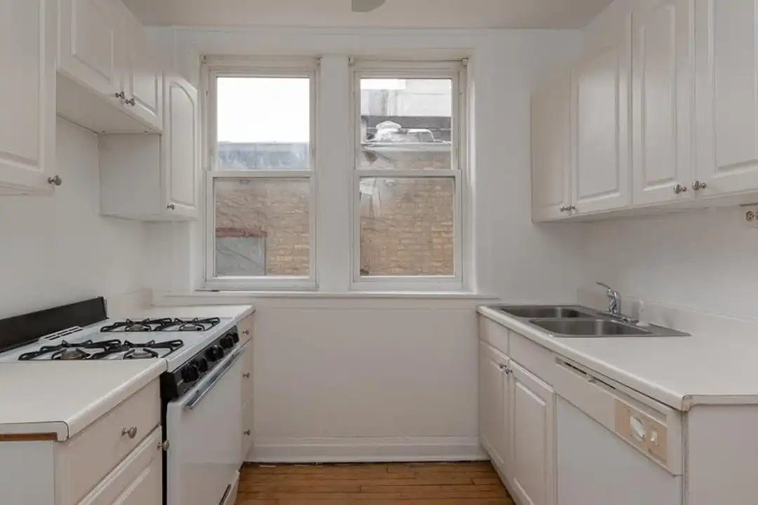 4409 N Kenneth Ave - View 4