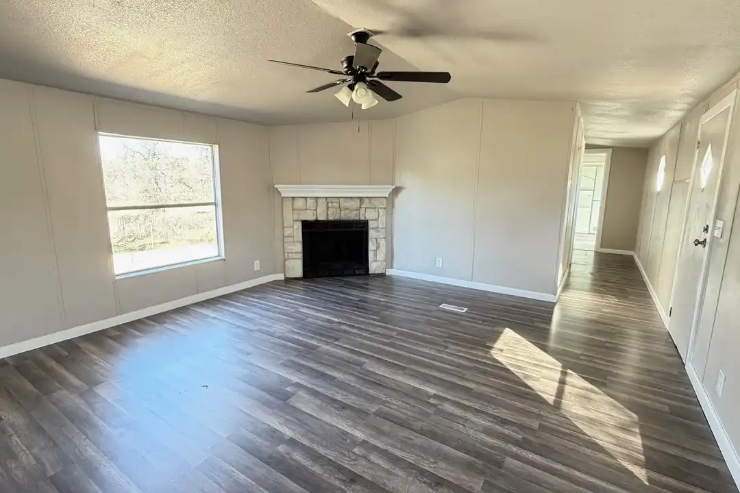 23035 Opportunity Dr - View 3