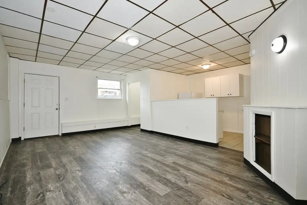 Apartment in Pittsburgh - View 4