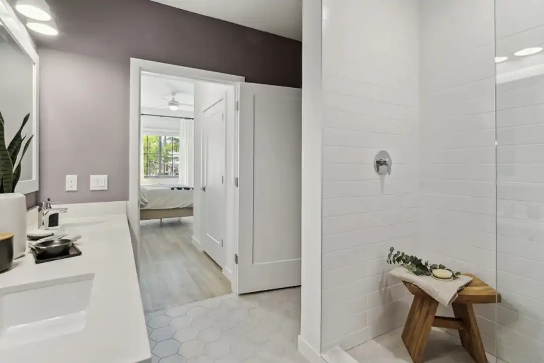 3501 NW 5th St unit 102 - More