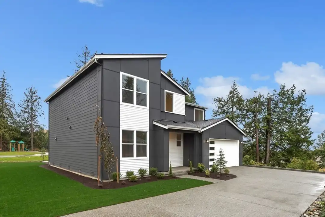 6014 72nd Dr NE - View 2