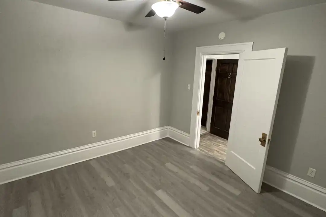 130 Kenric Ave unit 2 - View 4