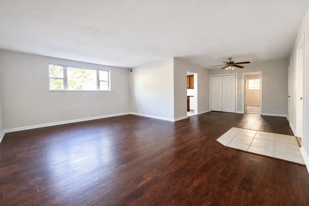 106 McKnight Cir – photo 1