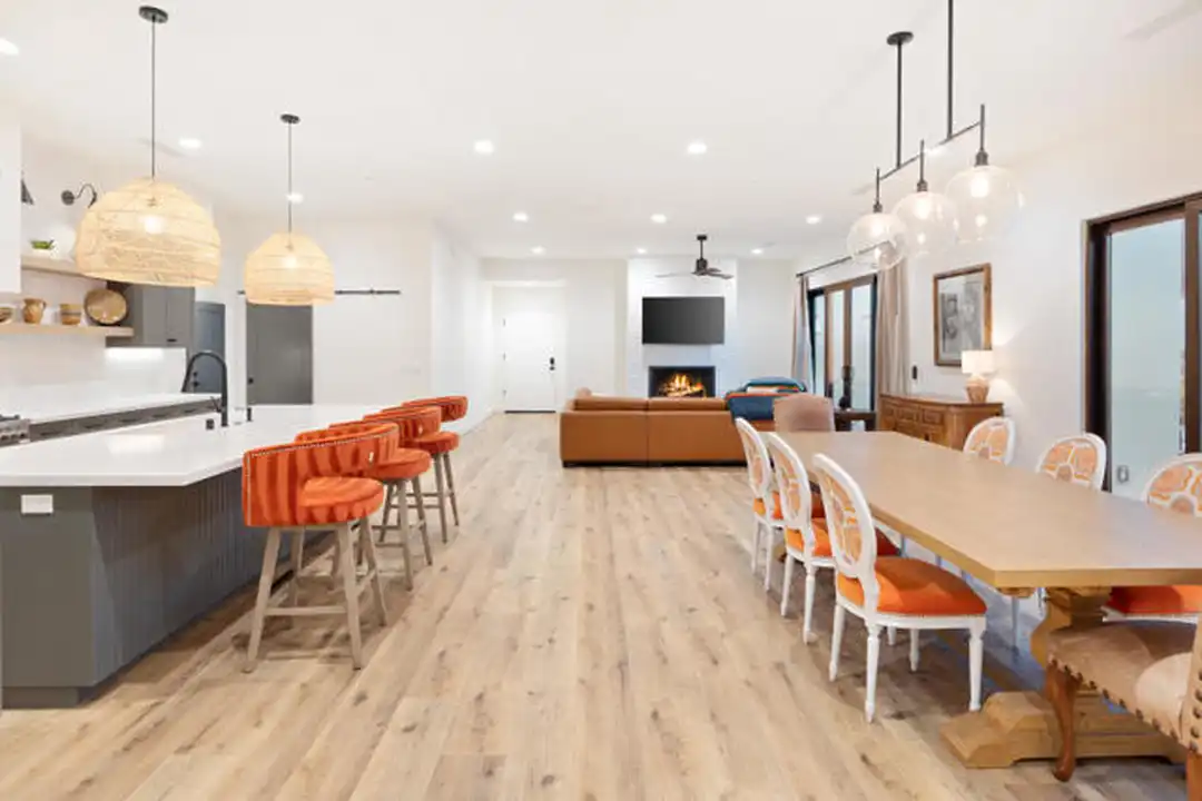 53725 Avenida Alvarado - More