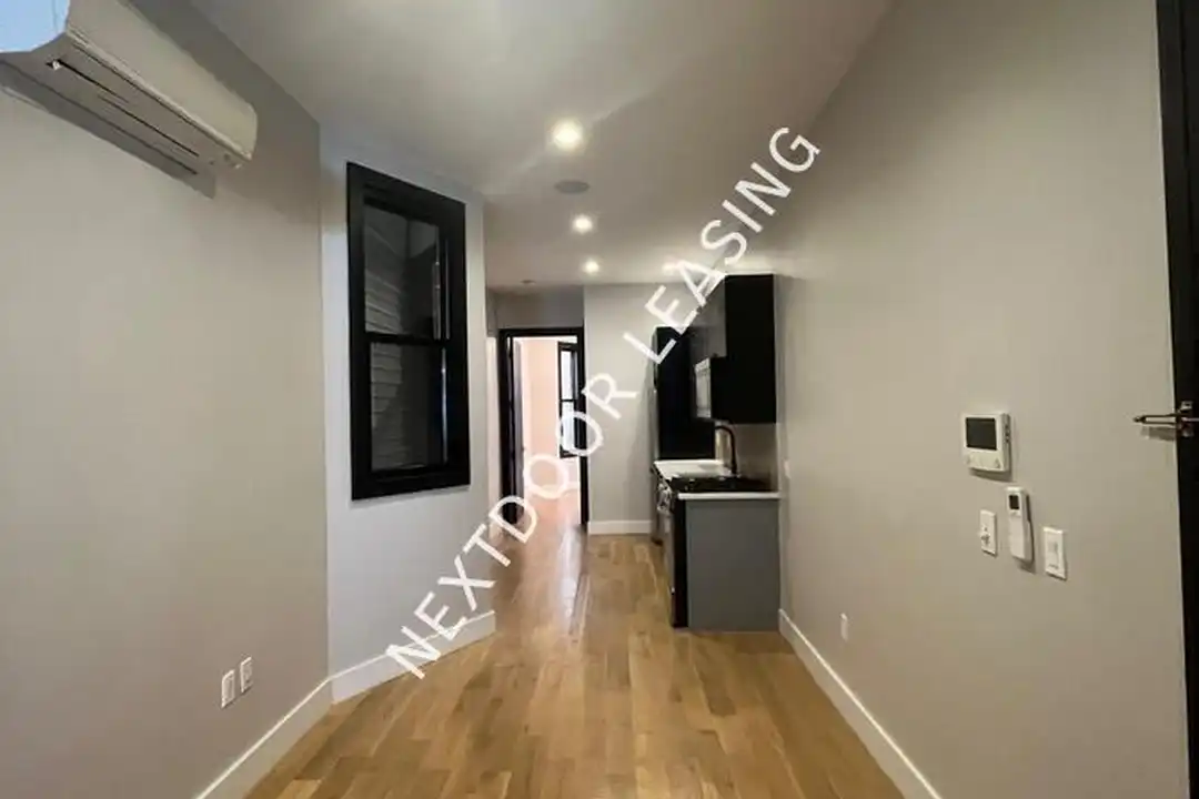 172 New York Ave - View 4