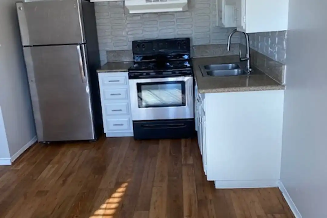 725 Lilly Ln unit 17C – photo 1