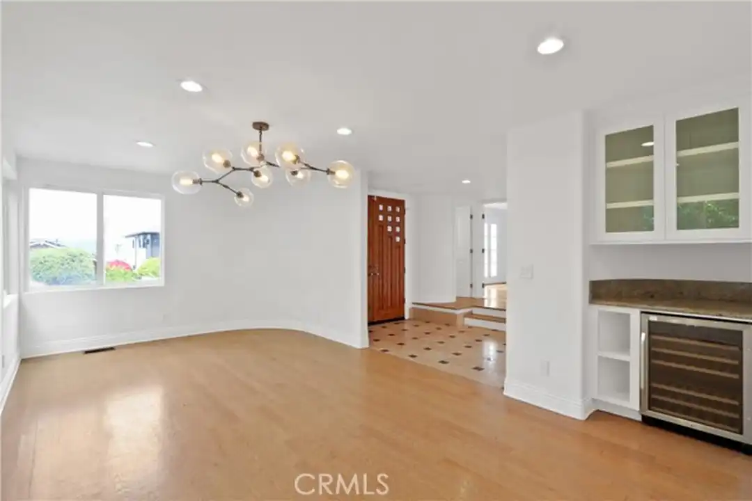 7908 W 81st St - View 6