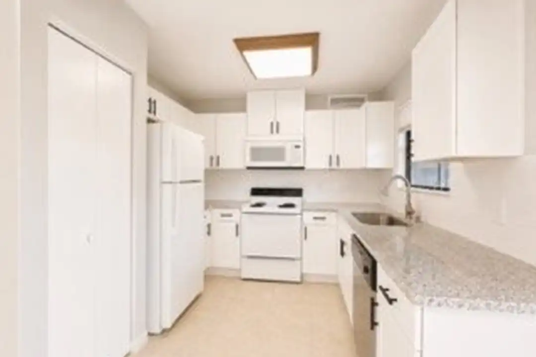 Apartment in Gainesville - View 2