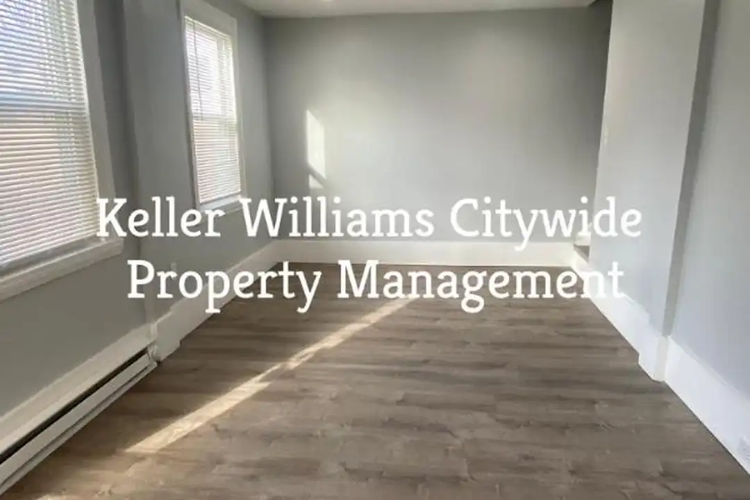 6008 Madison Ave – pohled 4