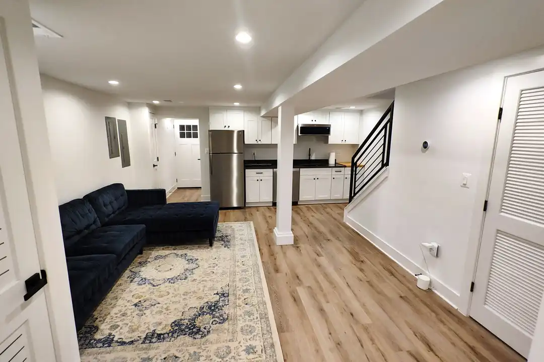 518 Buchanan St NW - View 6