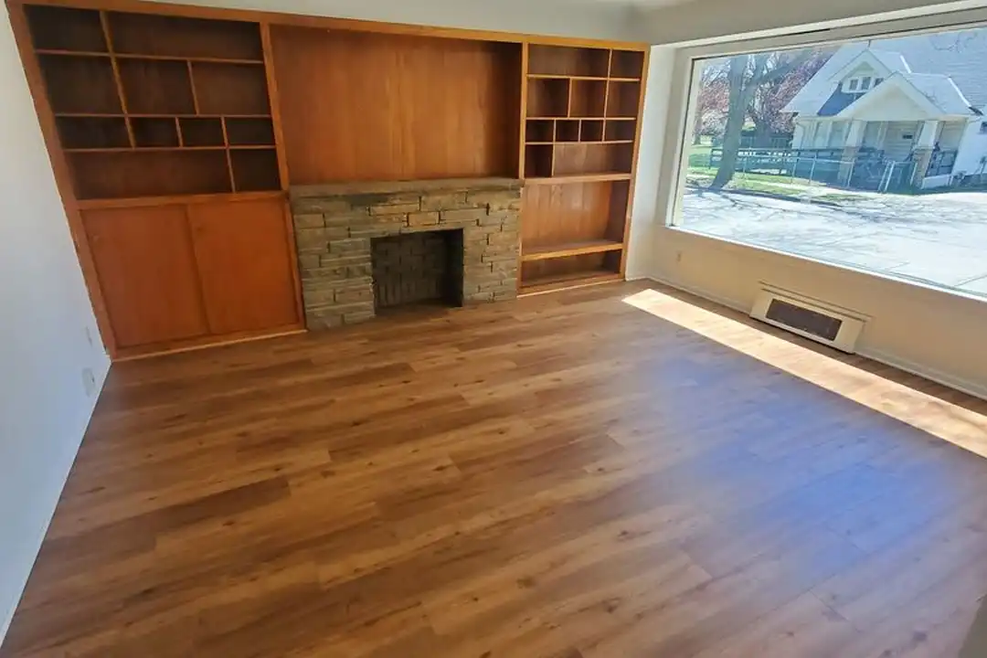 620 W Melvina St - View 4