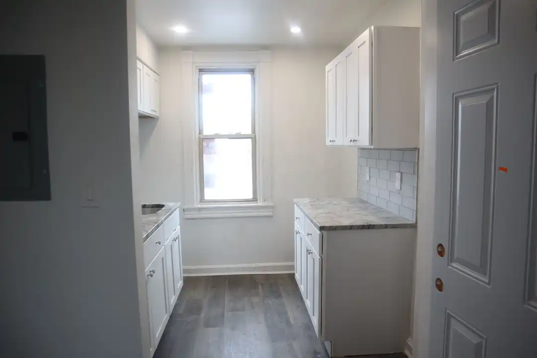 1303 N Charles St unit Unit #4 - View 4