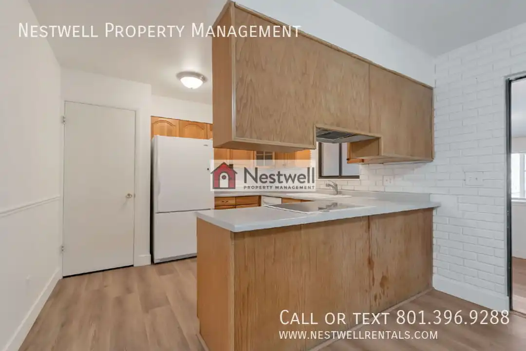 House in Salt Lake City, Glendale, Salt Lake - View 4